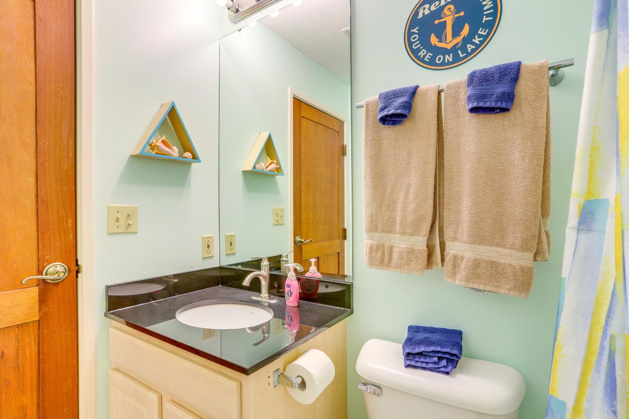 Waterfront Middle Bass Condo With Pool Access! 普廷贝 外观 照片