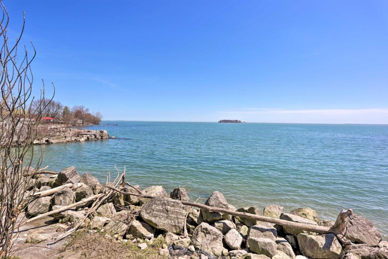 Waterfront Middle Bass Condo With Pool Access! 普廷贝 外观 照片